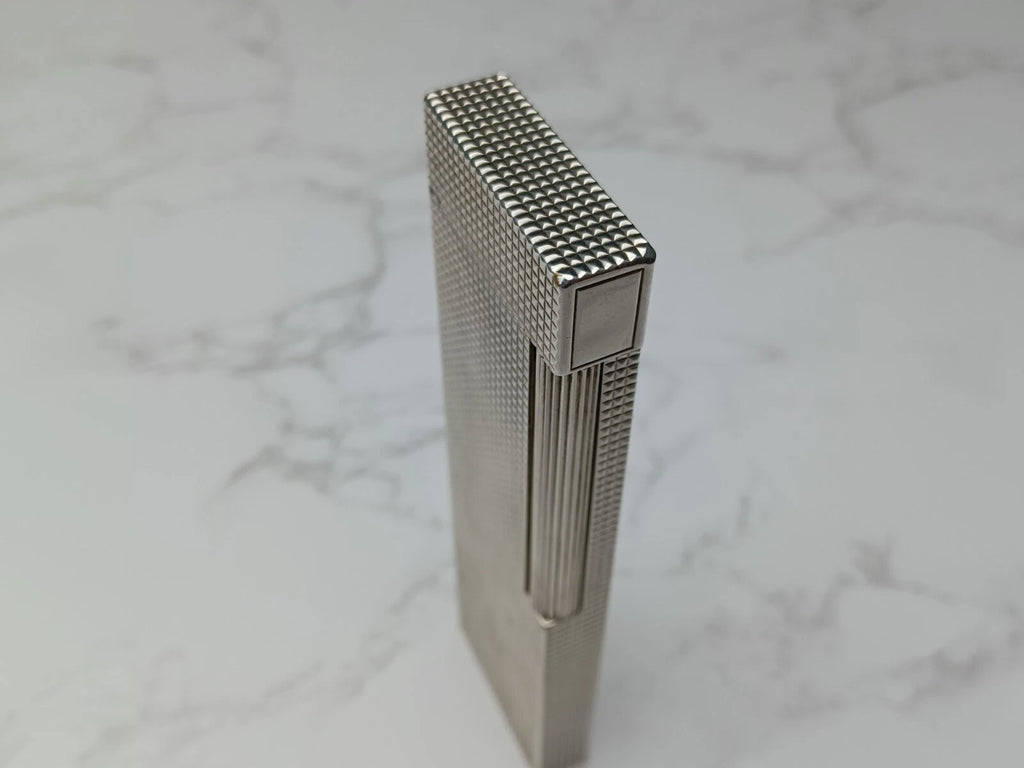 Nice S.T. DUPONT Line 2 Table Gas Lighter - Diamond Point- Silver Plated 1615-AE03