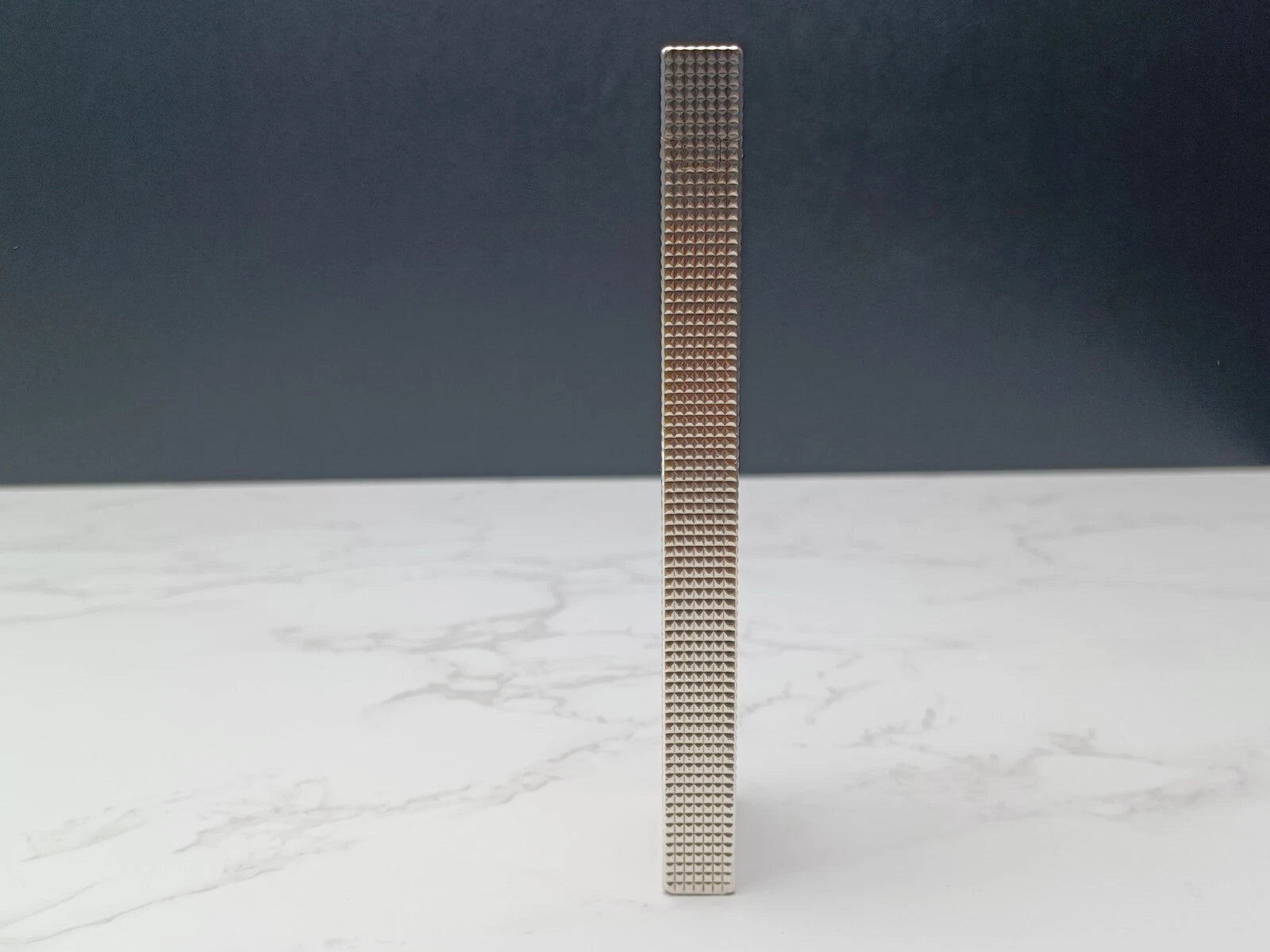 Nice S.T. DUPONT Line 2 Table Gas Lighter - Diamond Point- Silver Plated 1615-AE03