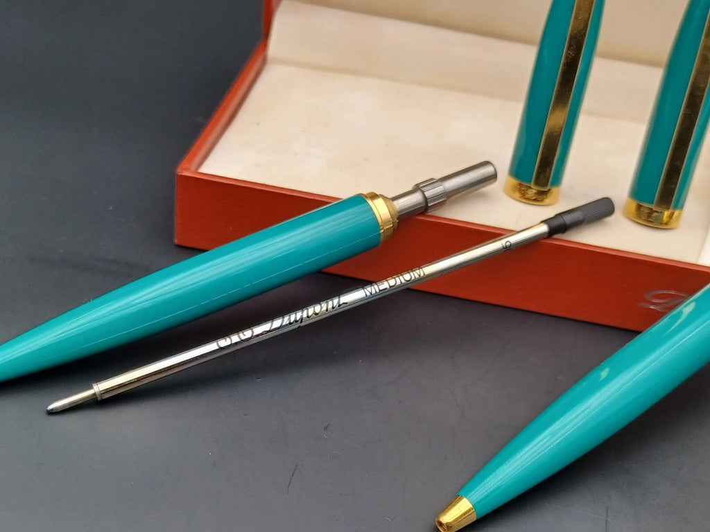 Nice S.T. Dupont Ballpoint Pen & Criterion Pencil Paper - With Box - AS01-0803