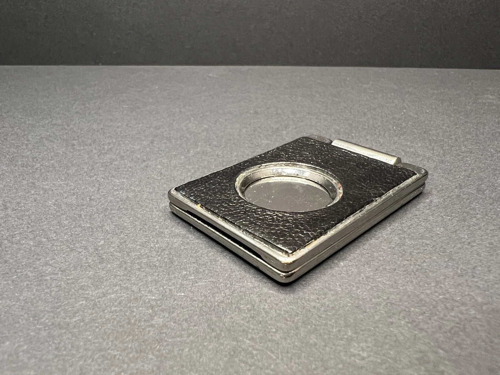 LANCEL - Cigar cutter with leather case - 1117CO - BA01