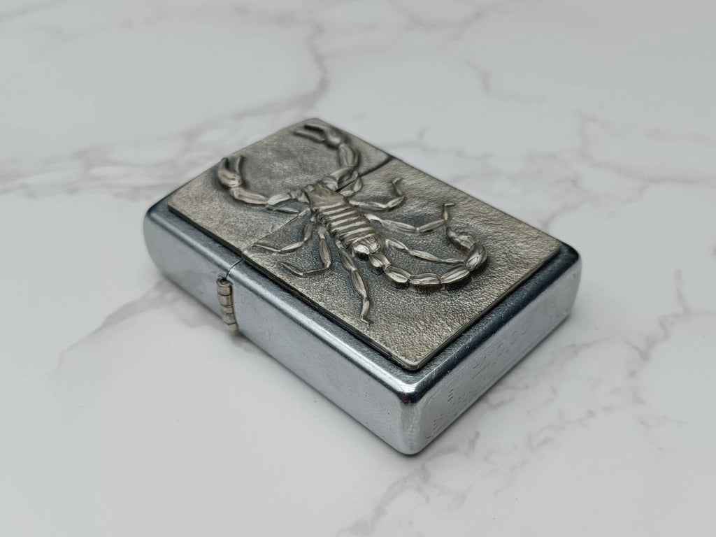 Nice ZIPPO SCORPIO - Petrol Lighter - 2005 - With Box - AG08-1594