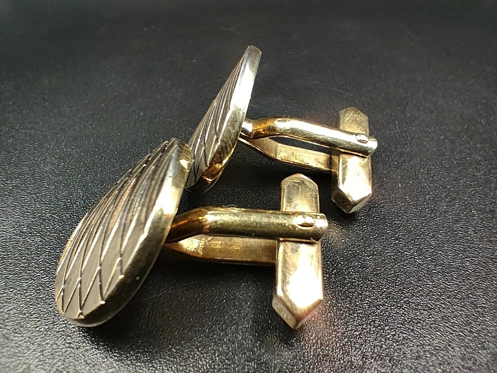 Boutons de Manchette Dorés Vintage Cérémonie – 1980s