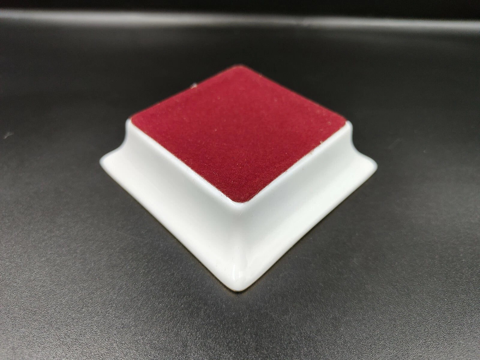 Lot de deux cendriers Cartier Porcelaine avec Boîte d'origine — Occasion