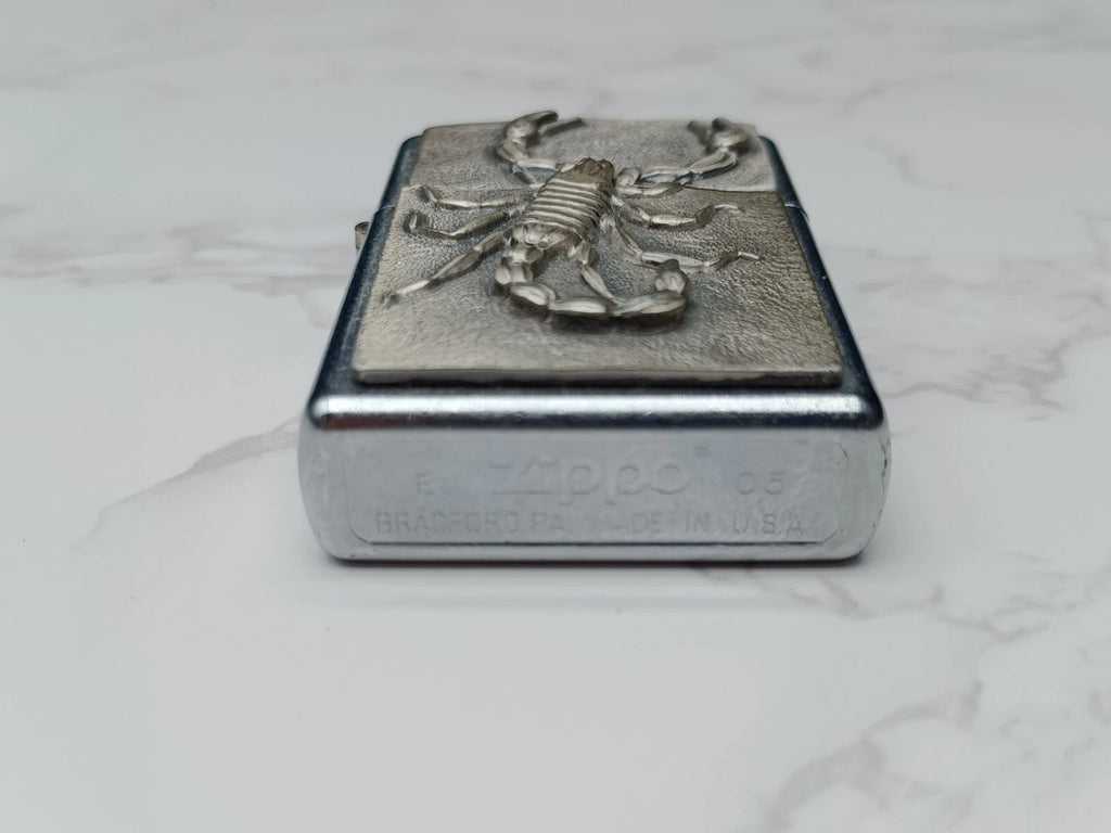 Nice ZIPPO SCORPIO - Petrol Lighter - 2005 - With Box - AG08-1594
