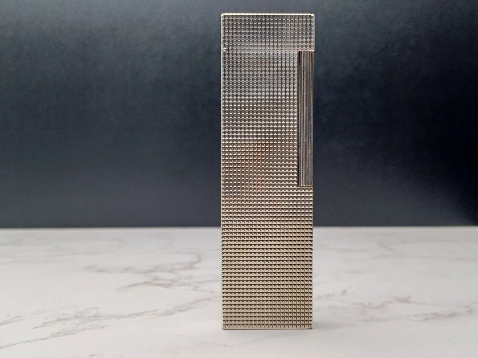 Nice S.T. DUPONT Line 2 Table Gas Lighter - Diamond Point- Silver Plated 1615-AE03