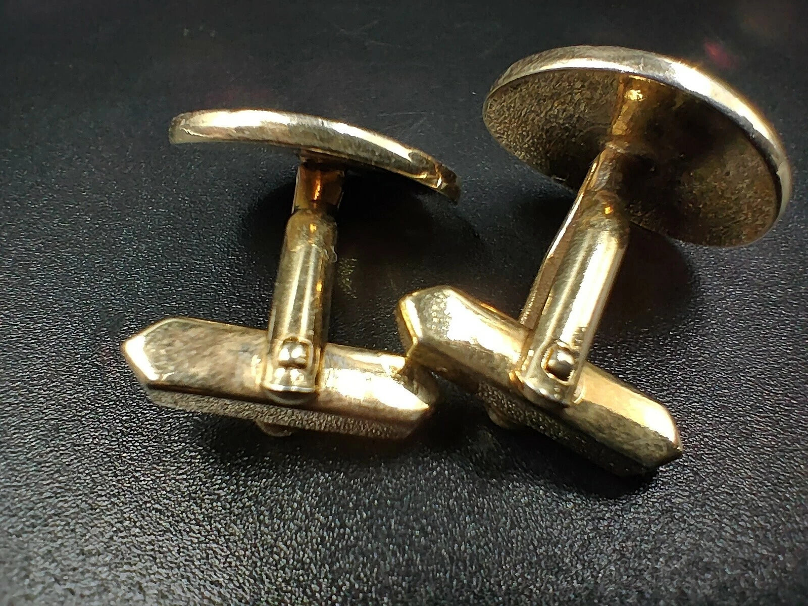 Vintage Manschettenknöpfe - Goldfarbenes Metall - Zeremonie - 0107ED - AH06