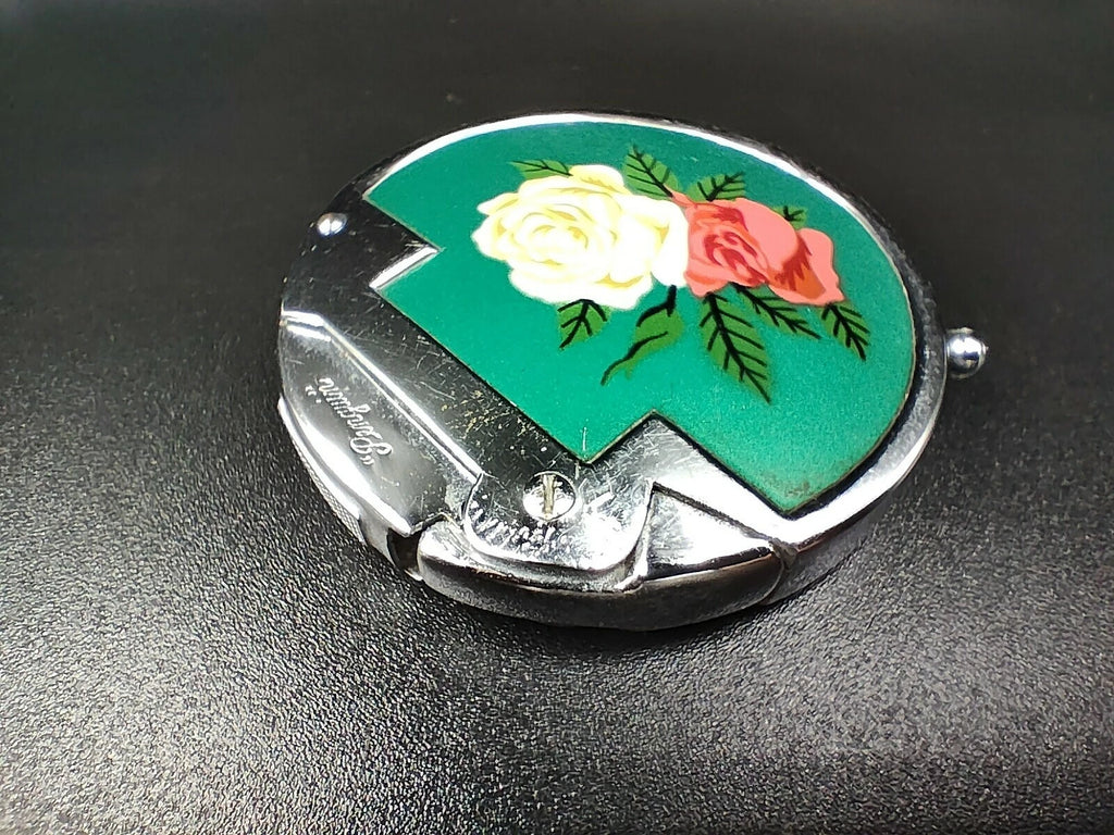 Nice PENGUIN " Smile " - Petrol Lighter - Made In Japan - 099CO AH04