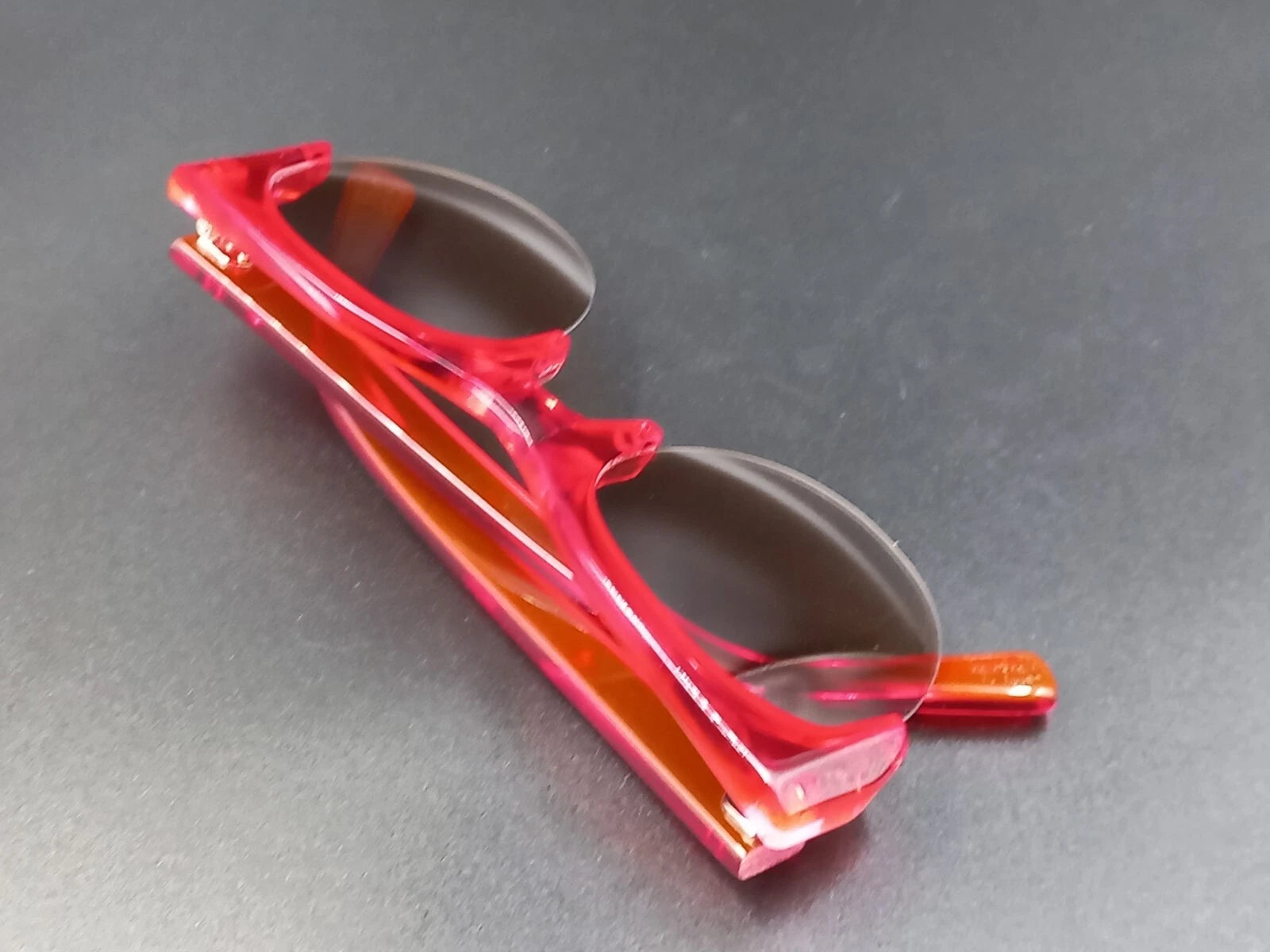 Nice KIRK & KIRK " Jenny " Red Sunglasses - With Case - New Old Stock - ED