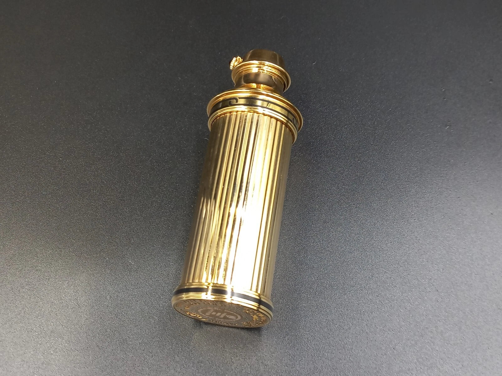 Vaporisateur rechargeable Cartier Doré pour Sac à Main – Luxe Occasion