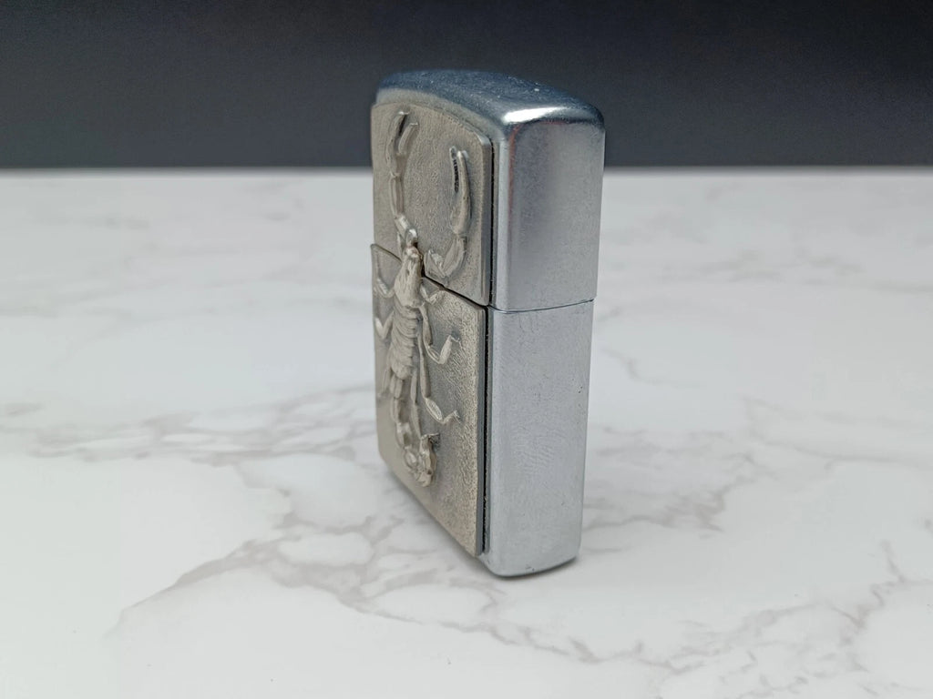 Nice ZIPPO SCORPIO - Petrol Lighter - 2005 - With Box - AG08-1594