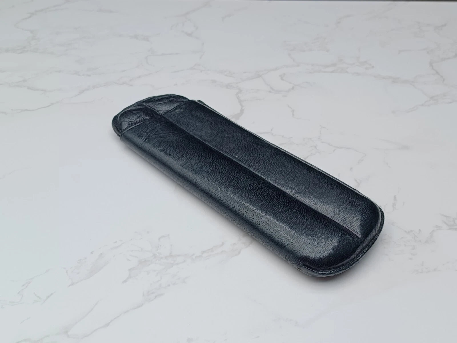 Nice vintage cigar case - Black leather - AM10-1581