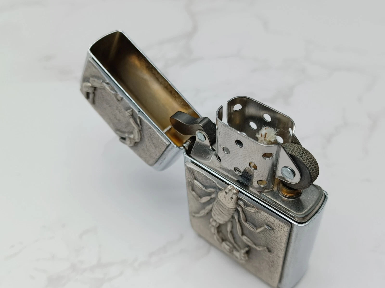 Nice ZIPPO SCORPIO - Petrol Lighter - 2005 - With Box - AG08-1594