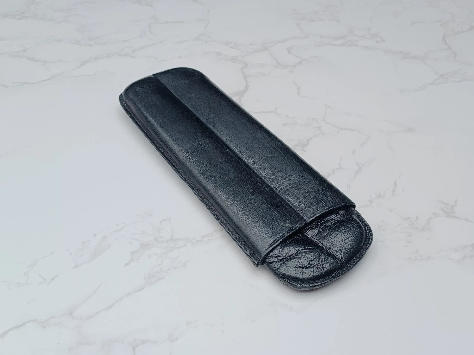 Nice vintage cigar case - Black leather - AM10-1581