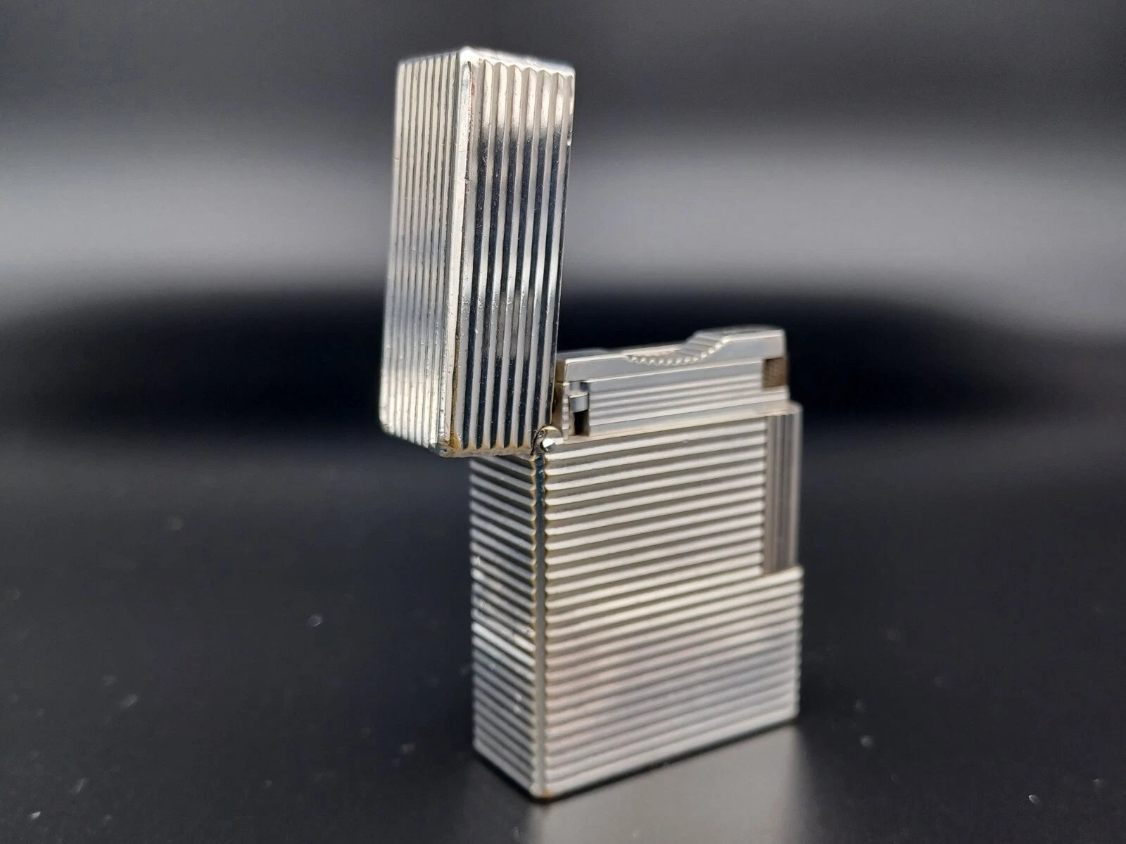 S.T. Dupont Line 1 BR Gas Lighter - L1 BR - Silver plated - Serviced - AG04-1583