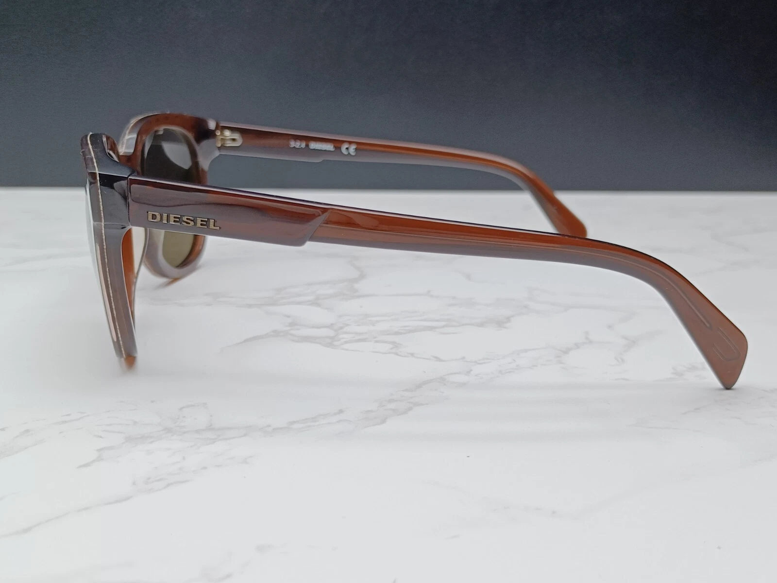 NEW OLD STOCK - DIESEL SUNGLASSES - DL 0137 - col.50G - 52/21 - 140 - CA-1621