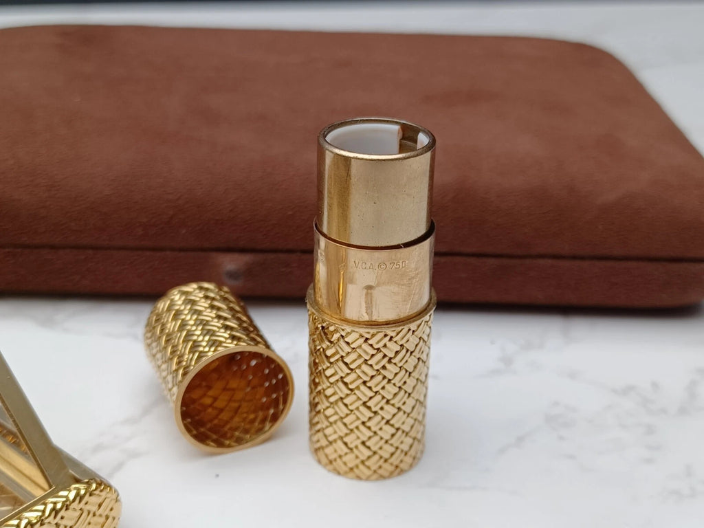 Rare Van Cleef & Arpels Powder Compact & Lipstick Case - 18K Gold - 0913CO BD08