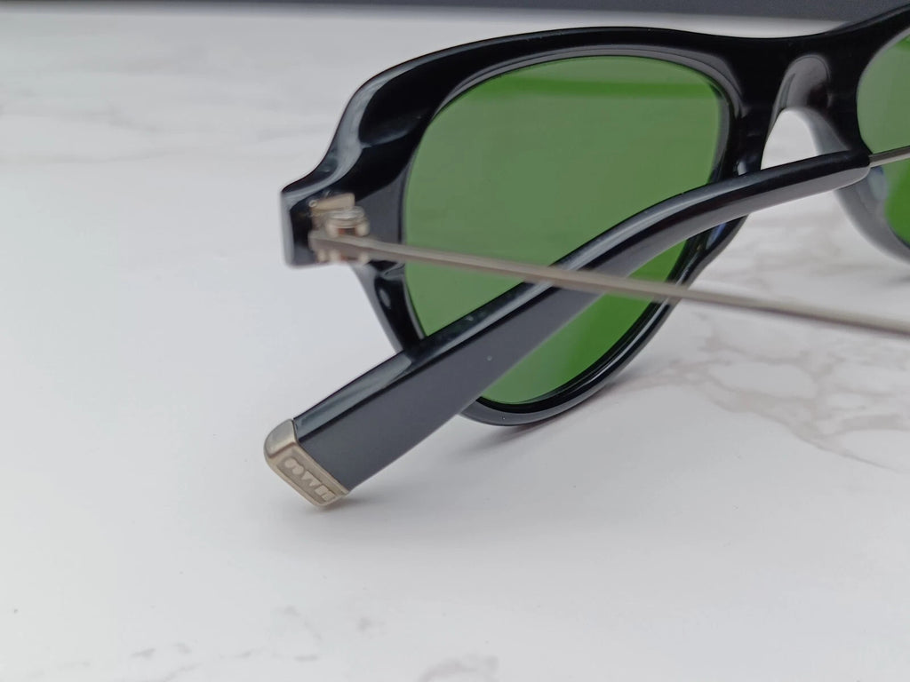 NICE OLIVER PEOPLES - CALABASH - Sunglasses -Made in Japan - New Old Stock