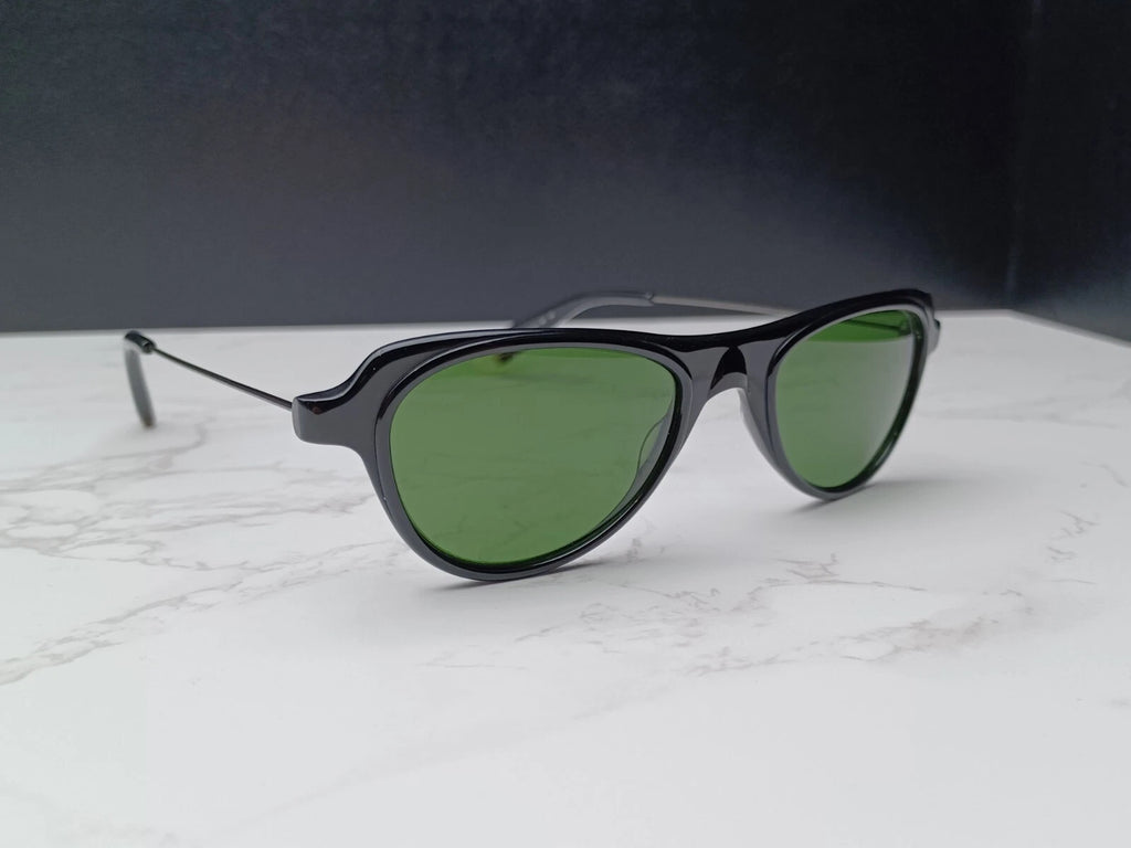 NICE OLIVER PEOPLES - CALABASH - Sunglasses -Made in Japan - New Old Stock