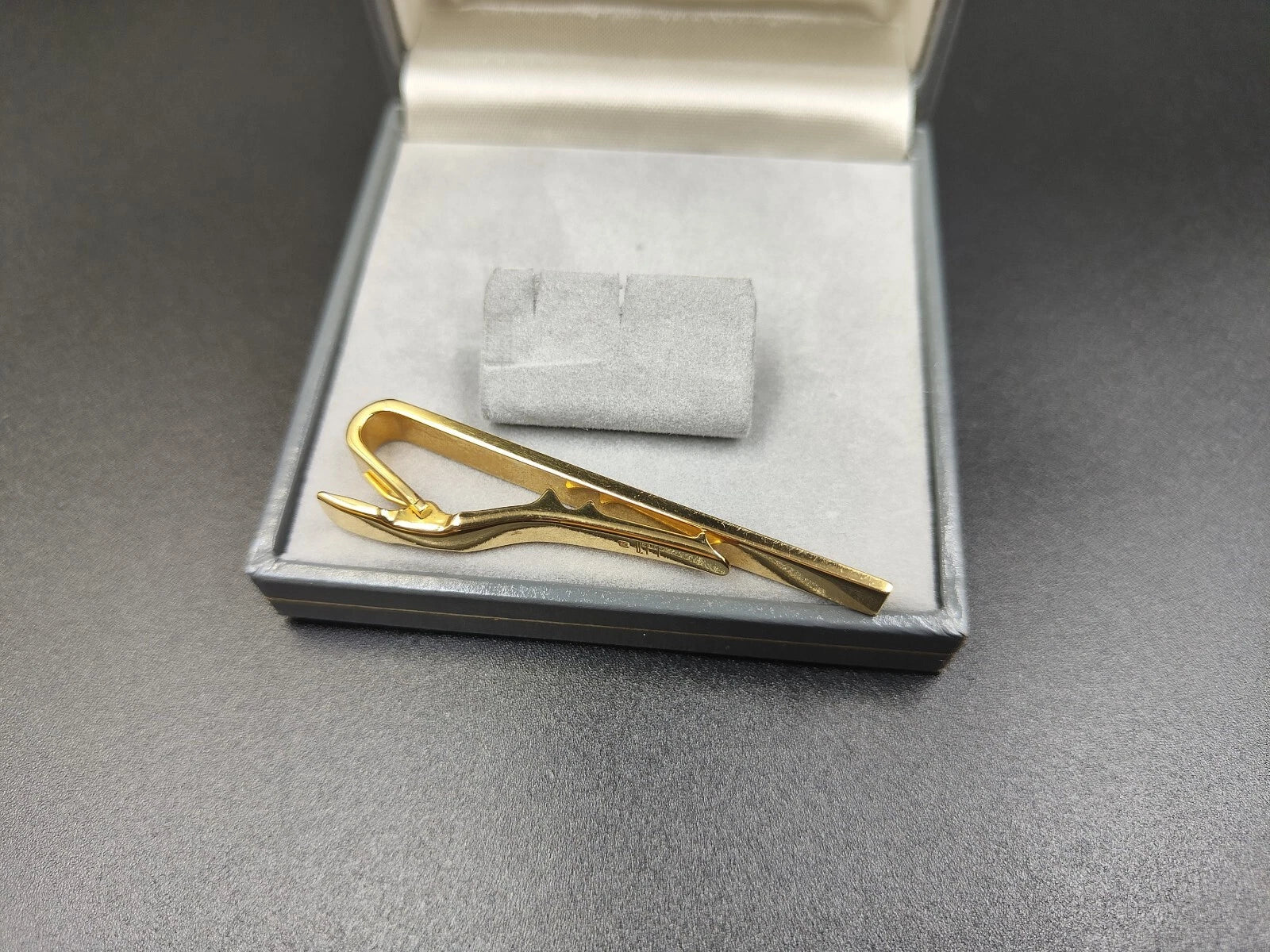 Nice DUNHILL Tie Clip - Gold Plated & Black Lacquer - With Box - 01216CO AC02