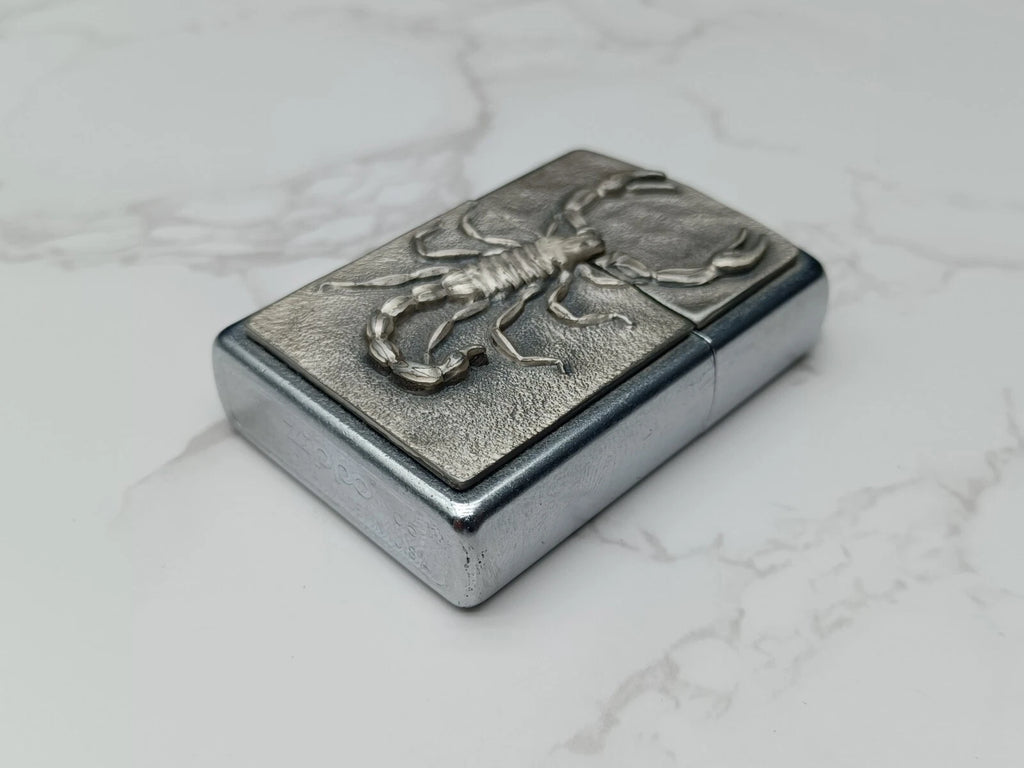 Nice ZIPPO SCORPIO - Petrol Lighter - 2005 - With Box - AG08-1594