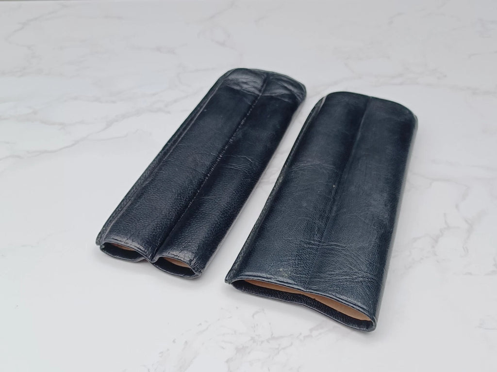 Nice vintage cigar case - Black leather - AM10-1581