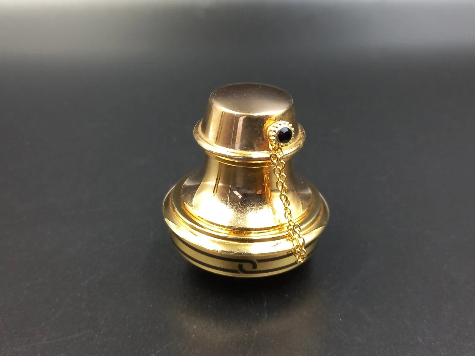 Vaporisateur rechargeable Cartier Doré pour Sac à Main – Luxe Occasion