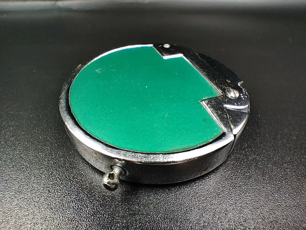 Nice PENGUIN " Smile " - Petrol Lighter - Made In Japan - 099CO AH04